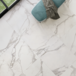 S184Unique-Marble-Calacatta-Regale-120x120-120x278-Resin-Ambra-Part-Bagno